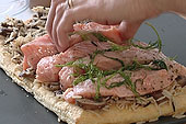 http://www.bbc.co.uk/food/get_cooking/images/stepbystep/052_08.jpg